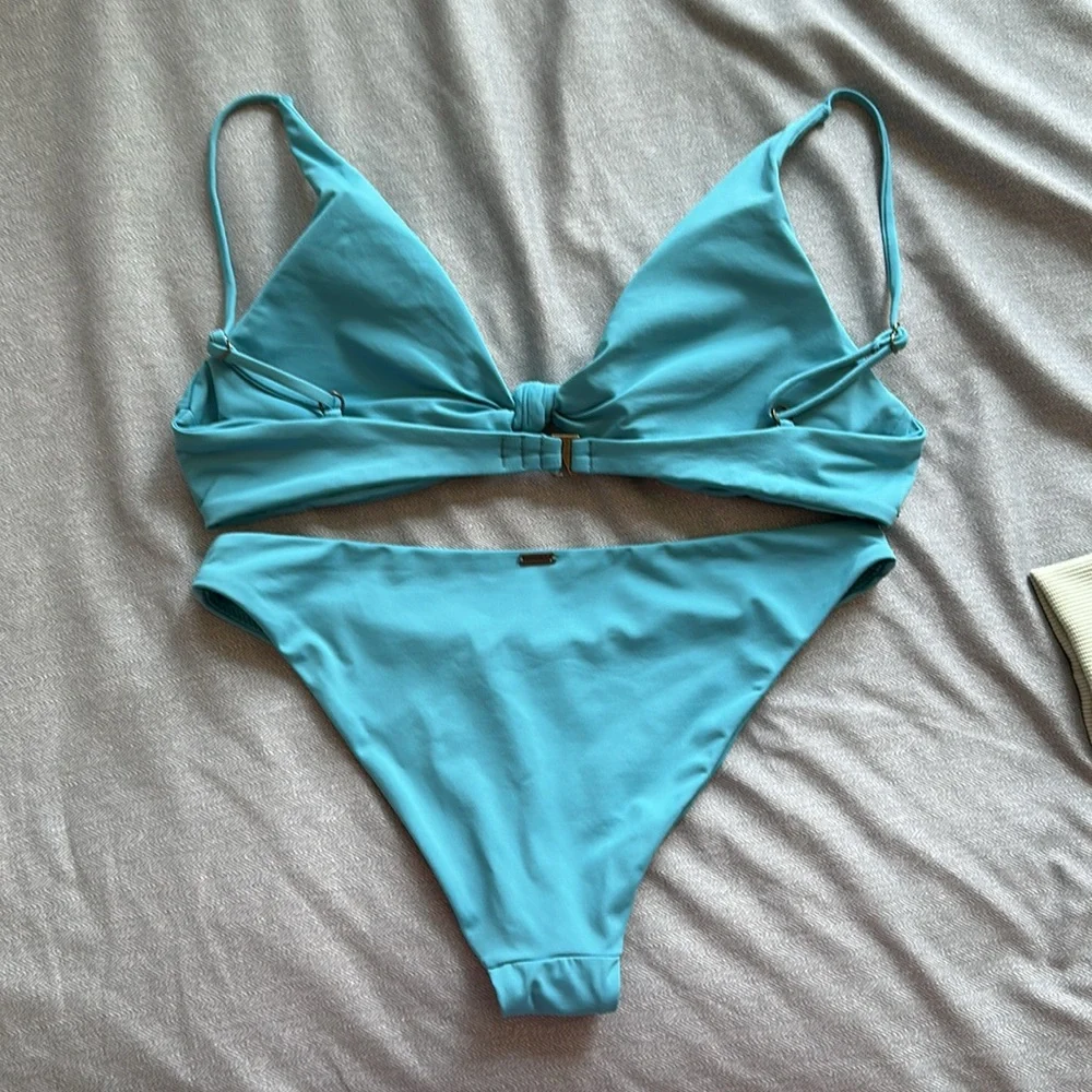 O’Neill Salteater Solids Pismo Top & Cheeky Bottom - Picture 2 of 9